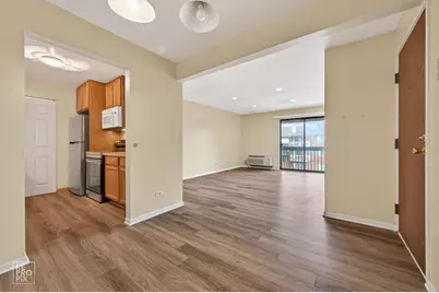 880 N Lakeside Drive #3C, Vernon Hills, IL 60061 - Photo 3