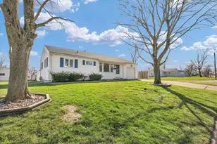 9 Glenview Dr, Decatur, IL 62521 - Photo 27