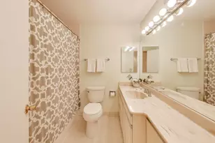 9010 Samoset Trail, Skokie, IL 60076 - Photo 15