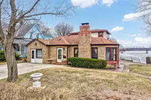 226 Clay St, Ottawa, IL 61350 - Photo 1