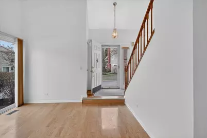 217 New Bridge Court, Palatine, IL 60067 - Photo 3