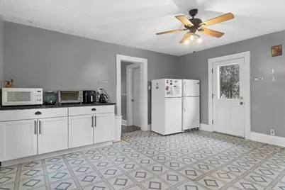 1404 Benton Street, Rockford, IL 61107 - Photo 11