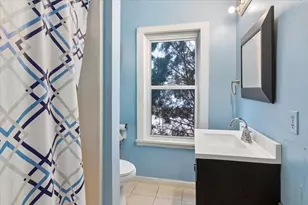 1404 Benton St, Rockford, IL 61107 - Photo 7