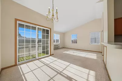 417 Silverstone Drive #417, Carpentersville, IL 60110 - Photo 5