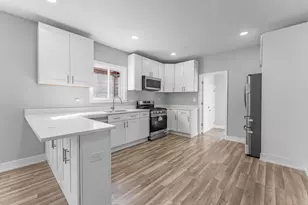 7554 S Perry Ave, Chicago, IL 60620 - Photo 9