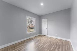 7554 S Perry Ave, Chicago, IL 60620 - Photo 17