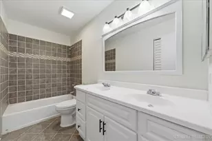 346 Timber Oaks Dr, North Aurora, IL 60542 - Photo 23