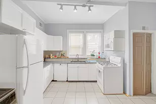 2010 W 115th St, Chicago, IL 60643 - Photo 5