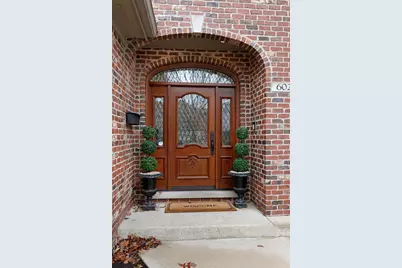 602 S Sunnyside Avenue, Elmhurst, IL 60126 - Photo 3