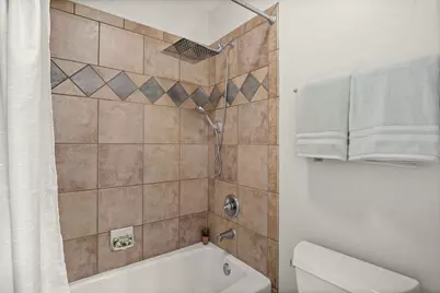 841 Black Walnut Drive, Sugar Grove, IL 60554 - Photo 35