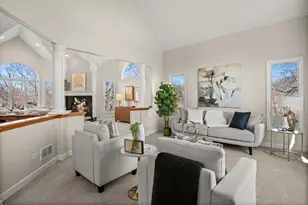 841 Black Walnut Dr, Sugar Grove, IL 60554 - Photo 5