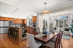 841 Black Walnut Dr, Sugar Grove, IL 60554 - Photo 13