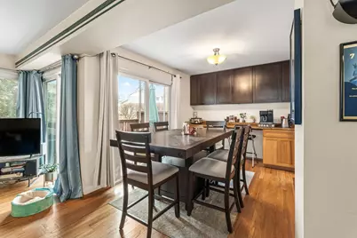 149 Brandywine Court, Vernon Hills, IL 60061 - Photo 9