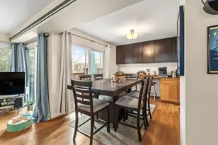 149 Brandywine Ct, Vernon Hills, IL 60061 - Photo 9