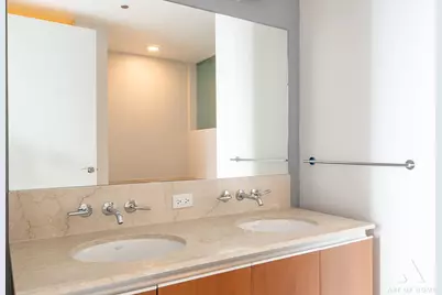 600 N Fairbanks Court #2809, Chicago, IL 60611 - Photo 19