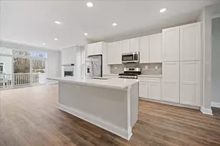 184 Eli Ct, Des Plaines, IL 60016 - Photo 17