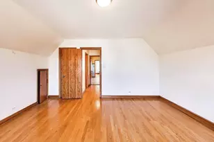 7058 S Fairfield Ave, Chicago, IL 60629 - Photo 5