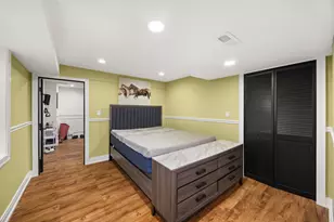 890 Stratford Dr, North Aurora, IL 60542 - Photo 29