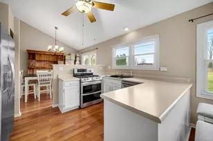 90 Copperwood Dr, Buffalo Grove, IL 60089 - Photo 5