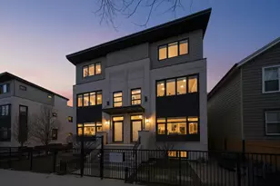 2245 N Rockwell St, Chicago, IL 60647 - Photo 23