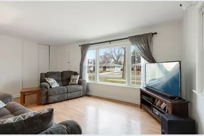 3101 Thrush Lane, Rolling Meadows, IL 60008 - Photo 3