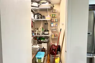 5549 N Parkside Ave, Chicago, IL 60630 - Photo 9