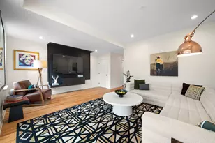 4717 N Beacon St, Chicago, IL 60640 - Photo 3