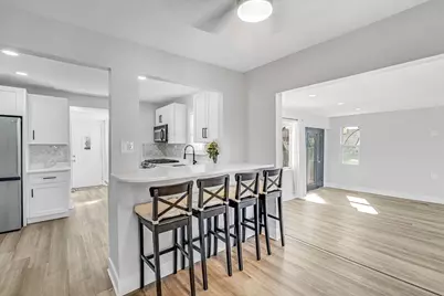 8103 Long Avenue, Burbank, IL 60459 - Photo 7