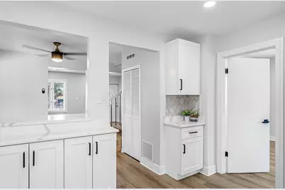 8103 Long Avenue, Burbank, IL 60459 - Photo 9