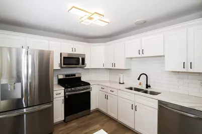 1719 Autumn Avenue #B, Schaumburg, IL 60193 - Photo 11