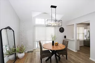 1719 Autumn Ave, Schaumburg, IL 60193 - Photo 7