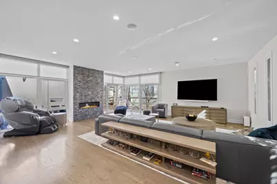 2009 Skyelar Court, Highland Park, IL 60035 - Photo 11