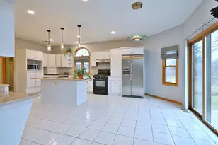 244 S Linden Ave, Elmhurst, IL 60126 - Photo 17