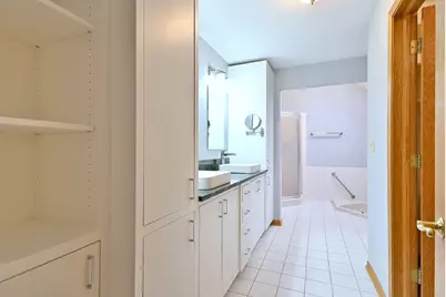 244 S Linden Avenue, Elmhurst, IL 60126 - Photo 33