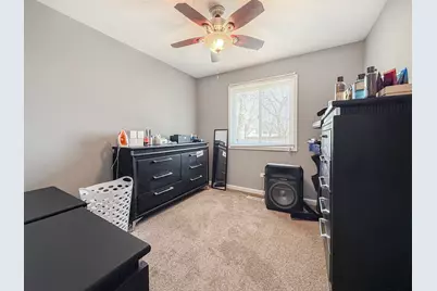 812 Mulford Lane, Joliet, IL 60431 - Photo 13