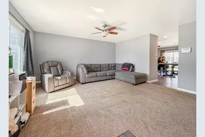 812 Mulford Lane, Joliet, IL 60431 - Photo 5