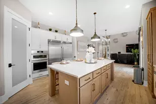 7831 Northwoods Dr, Frankfort, IL 60423 - Photo 19