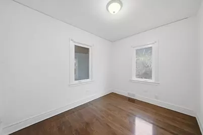 2728 Grove Avenue, Berwyn, IL 60402 - Photo 9