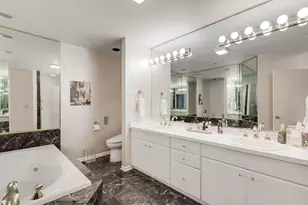 4429 4 Winds Ln, Northbrook, IL 60062 - Photo 15