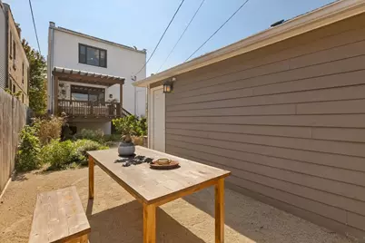 3346 W Cullom Avenue, Chicago, IL 60618 - Photo 45