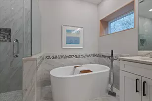 3346 W Cullom Ave, Chicago, IL 60618 - Photo 5