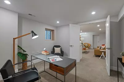 3346 W Cullom Avenue, Chicago, IL 60618 - Photo 37