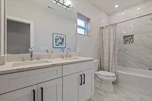 3346 W Cullom Ave, Chicago, IL 60618 - Photo 31