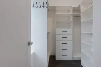 3346 W Cullom Avenue, Chicago, IL 60618 - Photo 27