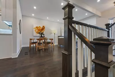 3346 W Cullom Avenue, Chicago, IL 60618 - Photo 11