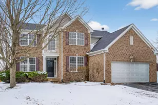 1590 Russell Dr, Hoffman Estates, IL 60192 - Photo 1