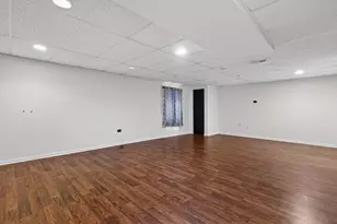 1590 Russell Dr, Hoffman Estates, IL 60192 - Photo 31