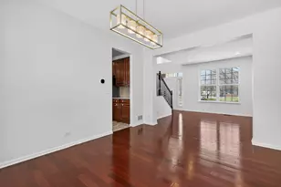 1590 Russell Dr, Hoffman Estates, IL 60192 - Photo 7