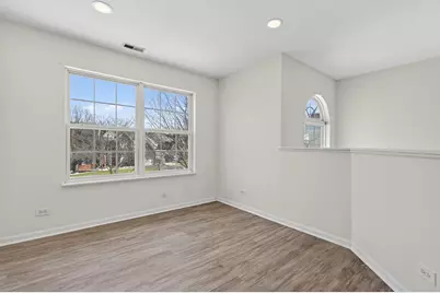 1590 Russell Drive, Hoffman Estates, IL 60192 - Photo 19