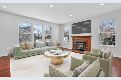 1590 Russell Drive, Hoffman Estates, IL 60192 - Photo 13